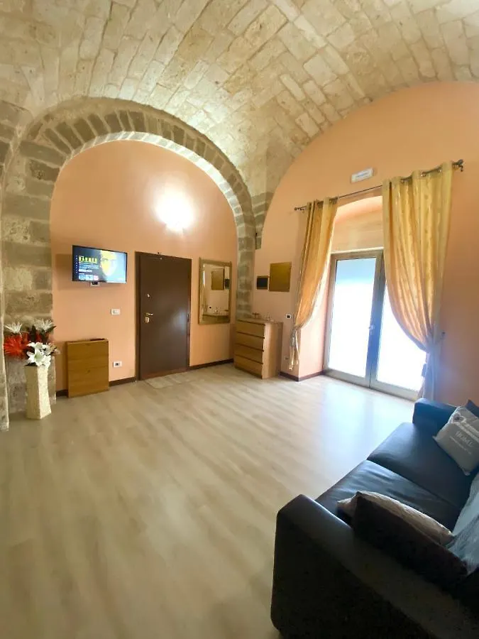Ferienwohnung The Nest Of Envy Bari 0*,  Italien